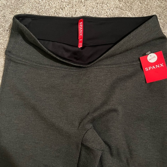 NWT SP Spanx Ankle-Length Ponte Hem-Slit Leggings - Picture 2 of 3